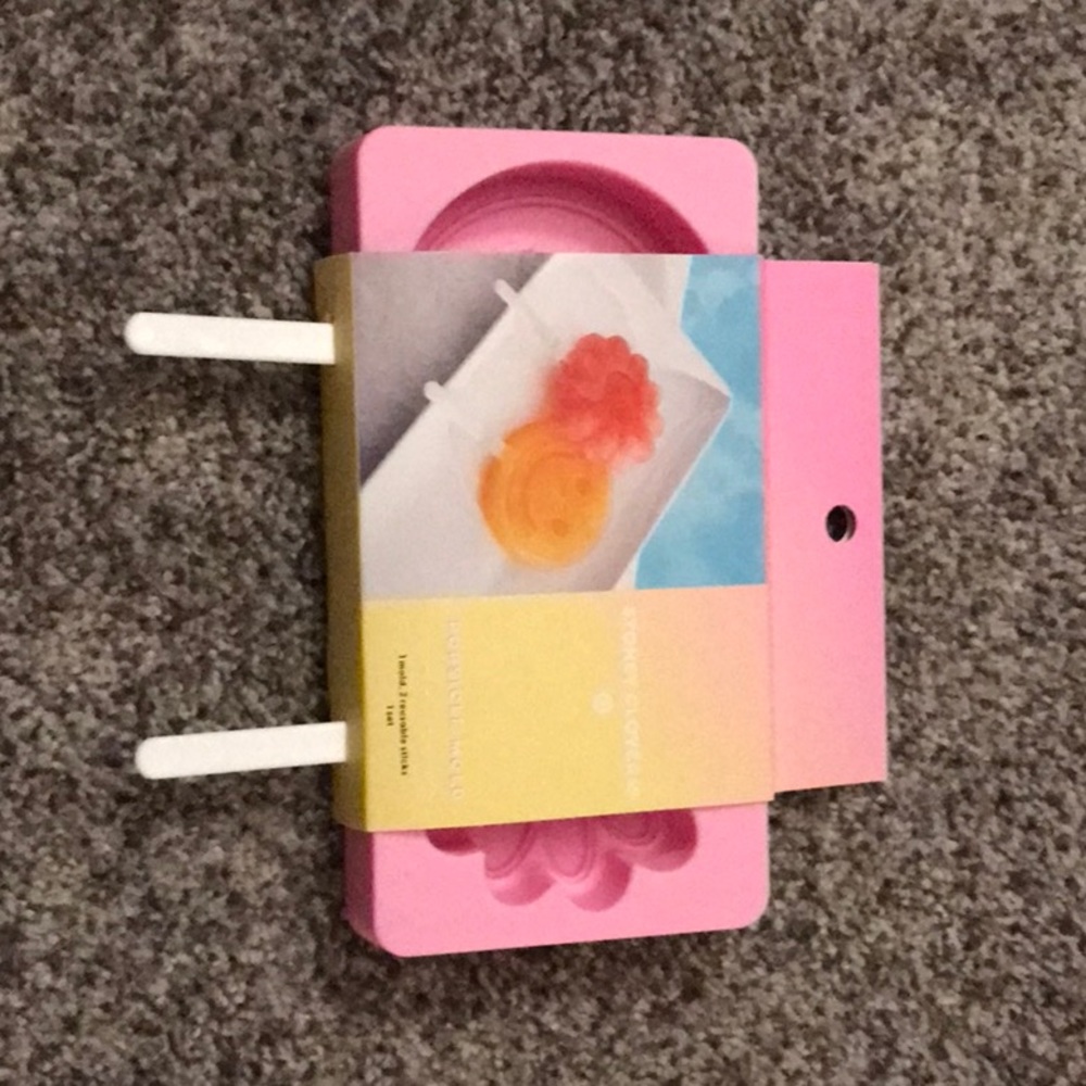 Stoney Clover Lane x Target popsicle mold